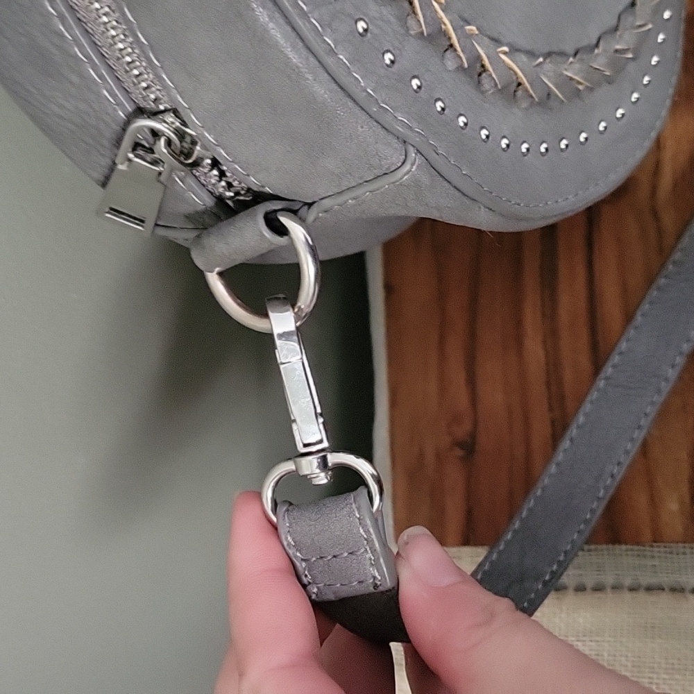 Moda Luxe Rhianna Round Crossbody Evening Crossbody Bag - Picture 2 of 7